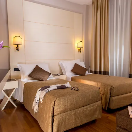 Oxford 4* Róma