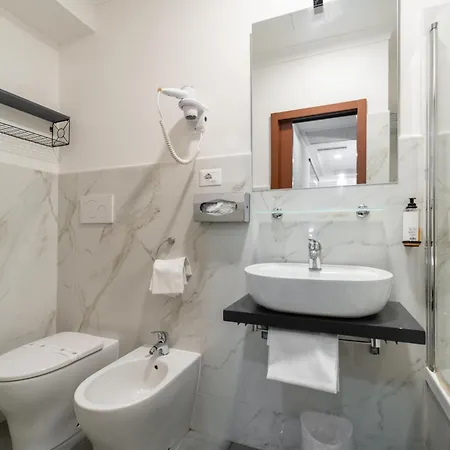 Szálloda Oxford 4*