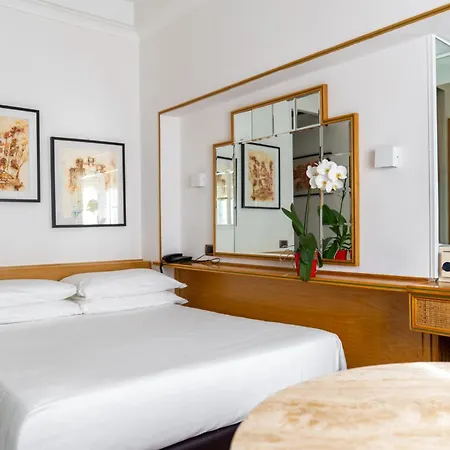 Oxford Szálloda 4*