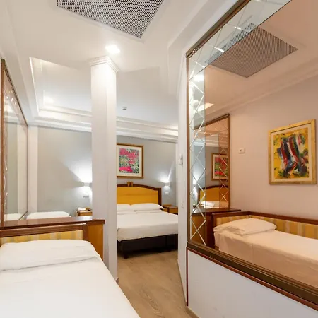 Szálloda Oxford 4*