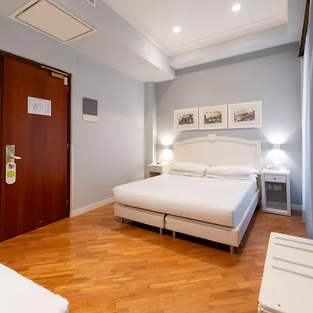 Oxford 4* Róma