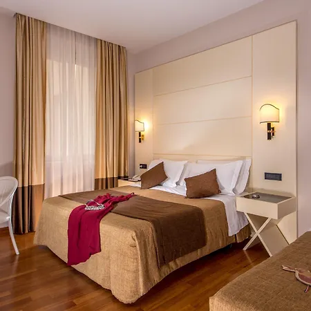 Oxford 4* Róma