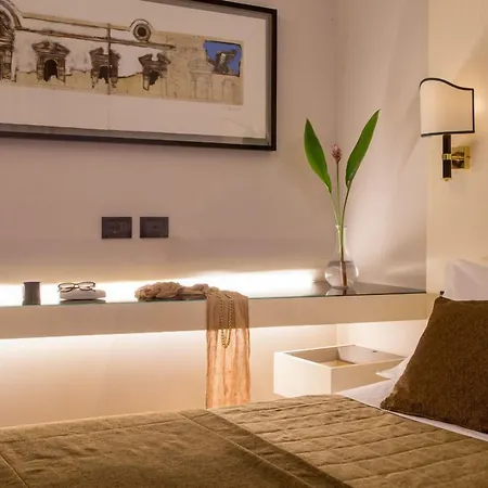 Hotel Oxford 4*