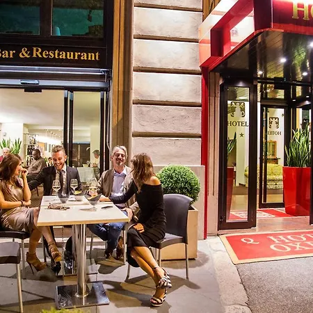 Oxford Hotel 4*
