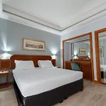 Oxford Hotel 4*
