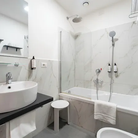 Oxford Hotel 4*