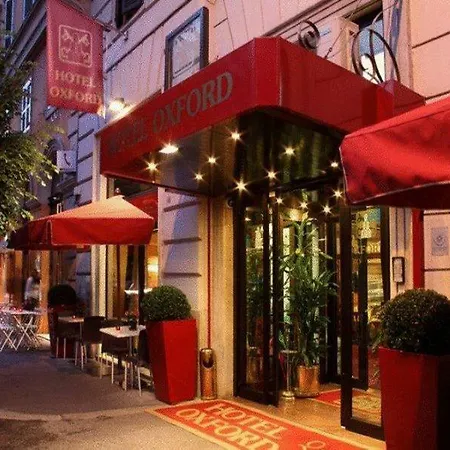 Oxford Hotell 4*