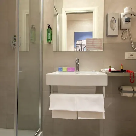 옥스포드 호텔 4*